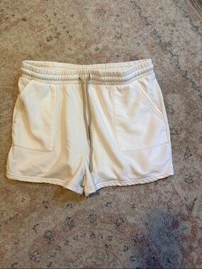 Manifest Active Cream Cozy Fleece Sweatpants shorts
